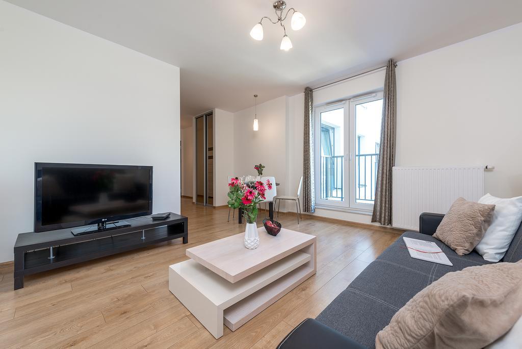 P&O Apartments Wola Tarasy وارسو المظهر الخارجي الصورة